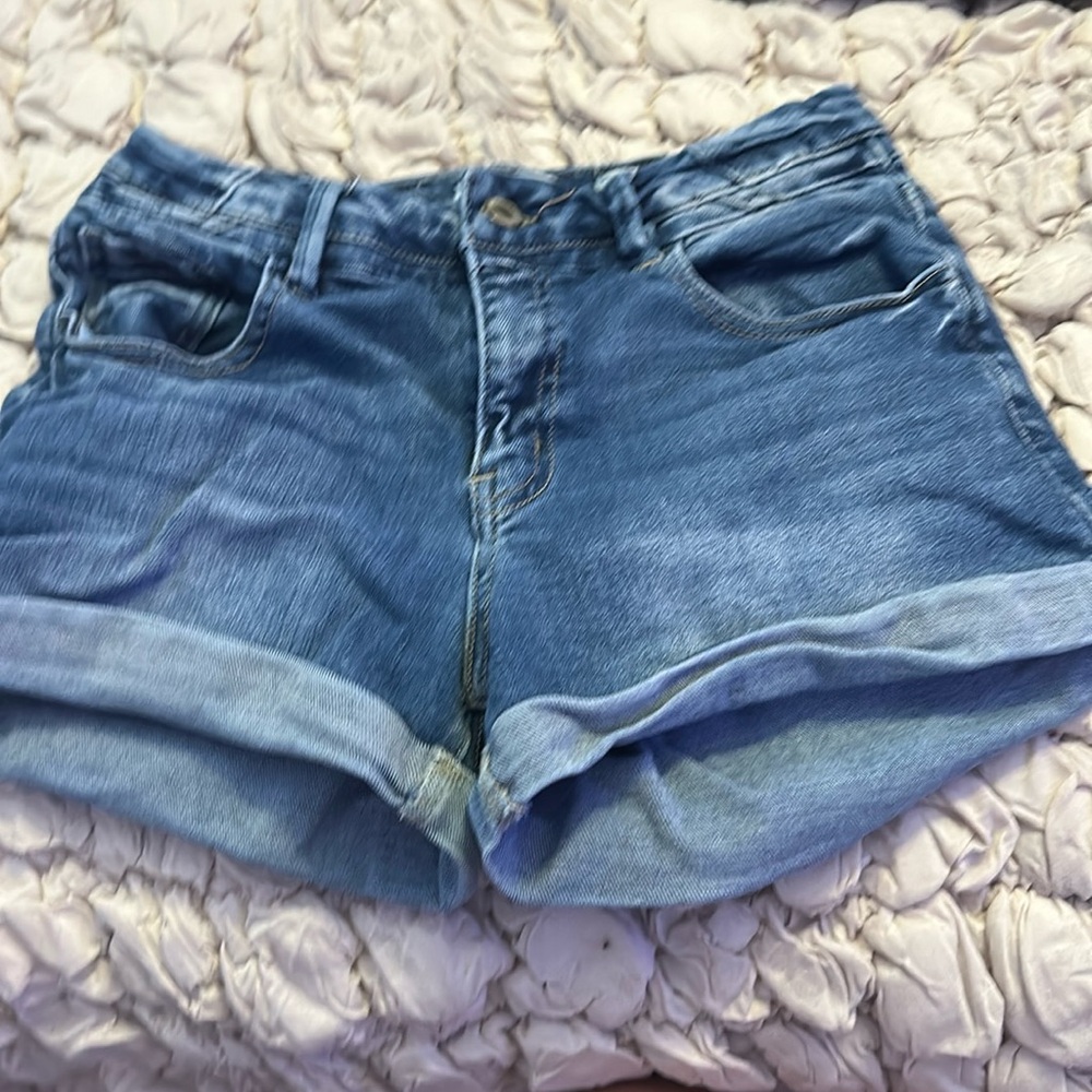 Kan can dark wash shorts